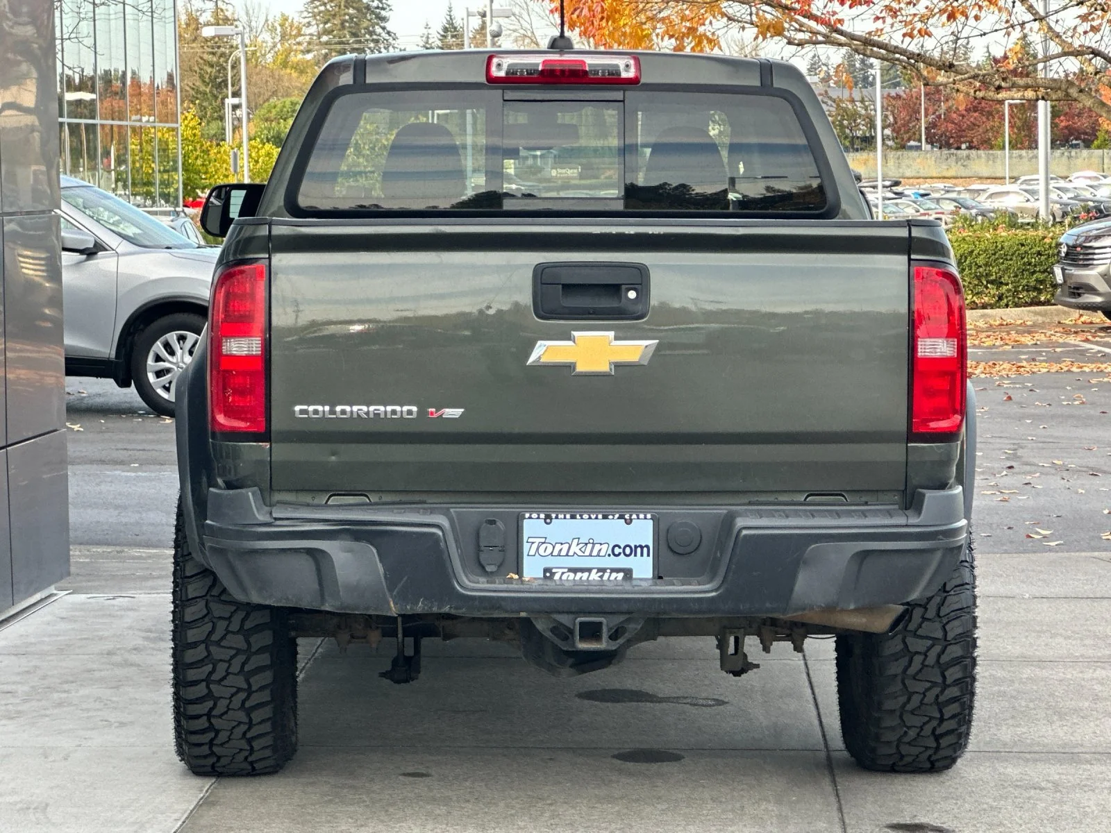 Used 2018 Deepwood Green Metallic Chevrolet ZR2 image 5