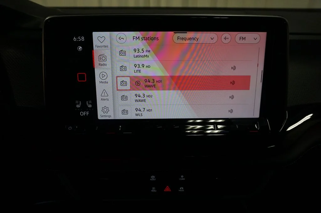New 2026 Opal White Volkswagen 2.0T SEL Premium R-Line image 15