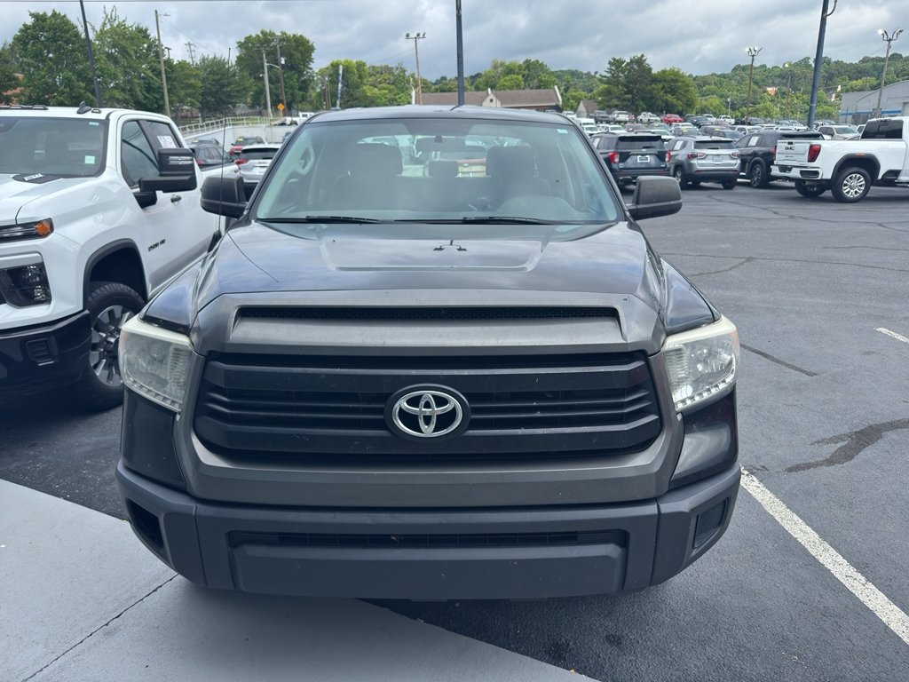 Used 2017 Toyota Tundra SR with VIN 5TFRM5F11HX111720 for sale in Clinton, TN