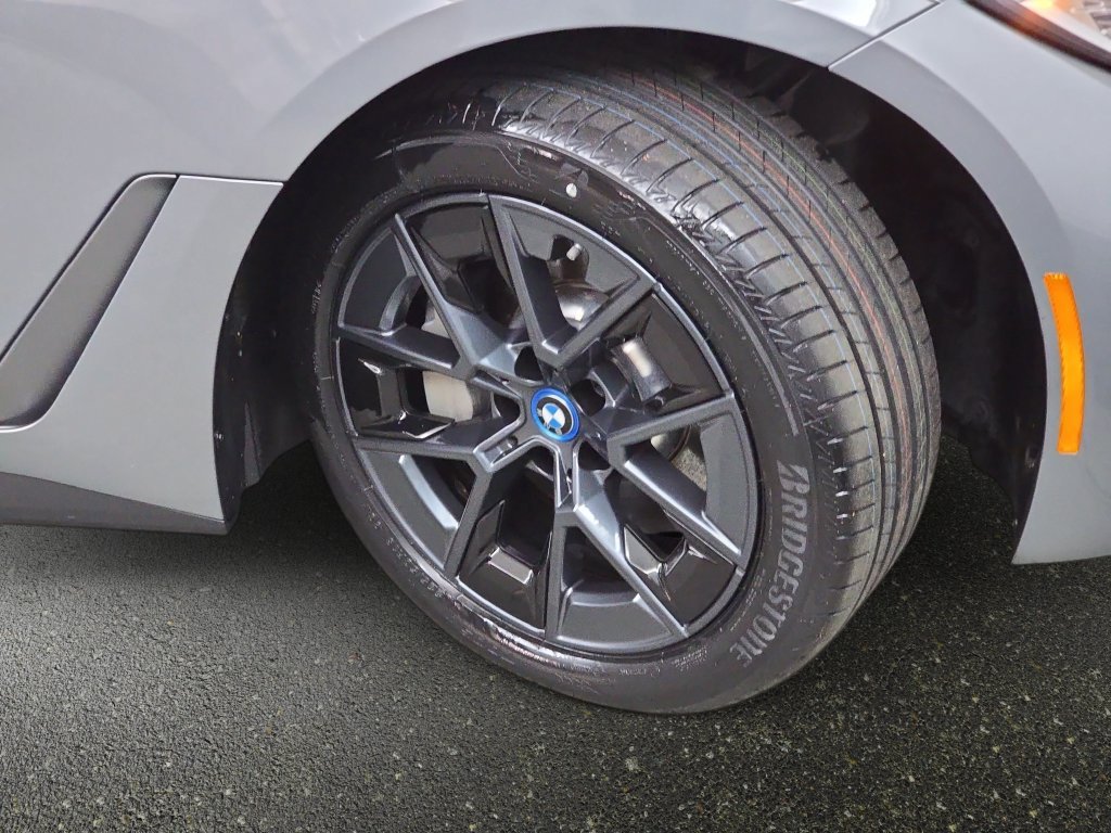 Used 2024 Skyscraper Grey Metallic BMW eDrive35 image 33