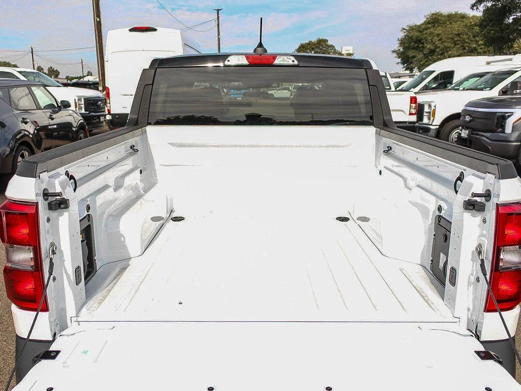 New 2025 White Ford XLT image 27