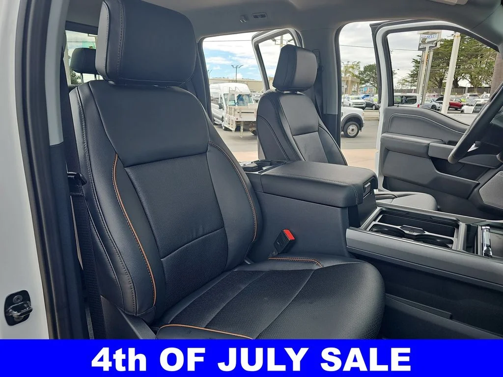 New 2026 Oxford White Ford F-350® Lariat® image 10