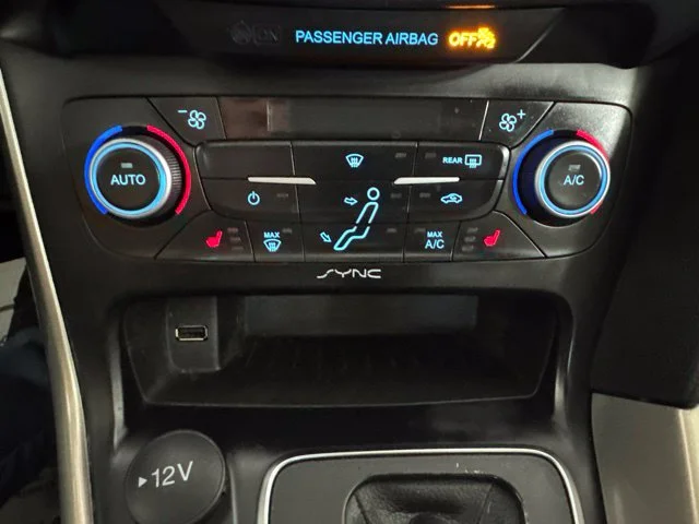 Certified Used 2018 Blue Metallic Ford Titanium image 15