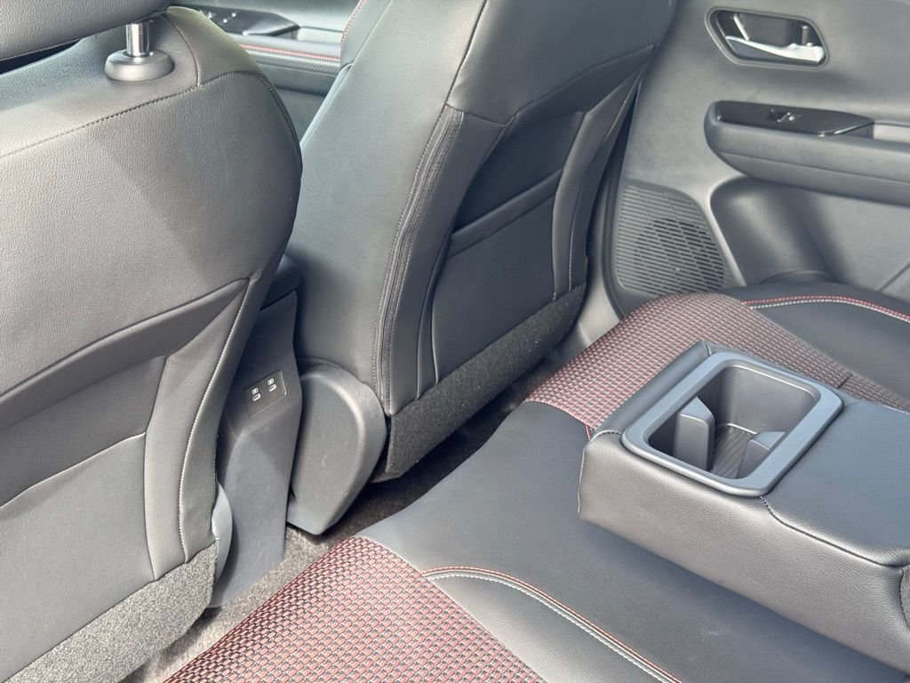 2026 Nissan KICKS SR AWD - Photo 18