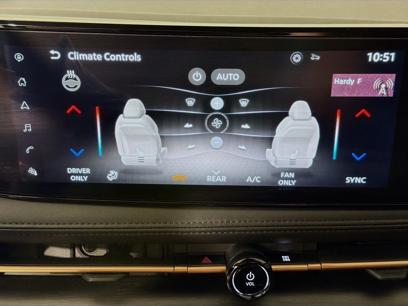 Used 2023 Gun Metallic Nissan ENGAGE image 22