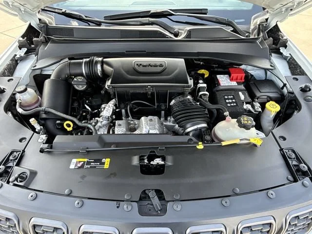 Used 2024 White Jeep Trailhawk 4x4 image 31