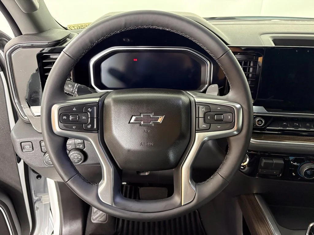 New 2026 Summit White Chevrolet RST image 26