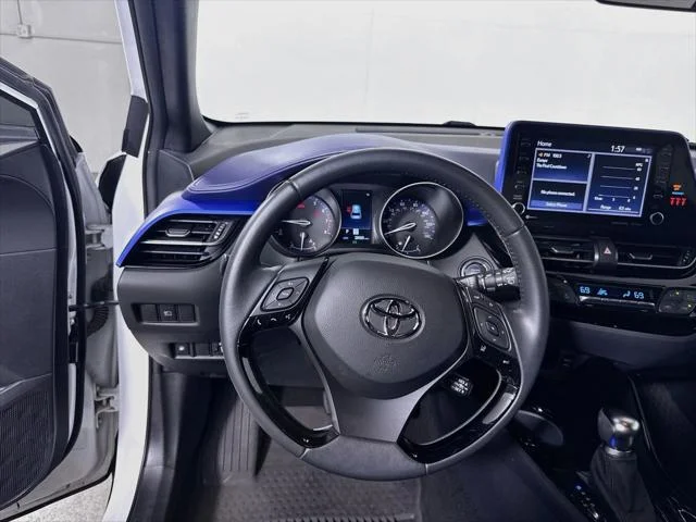 Certified Used 2022 WIND CHILL PEARL Toyota  image 20