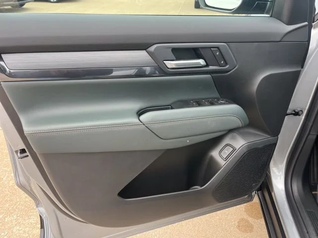 2026 GMC Terrain AT4 - Photo 10