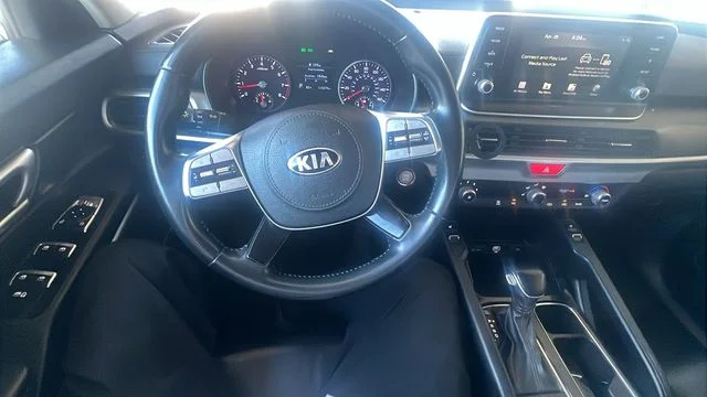 Used 2020 Gray Kia S image 16