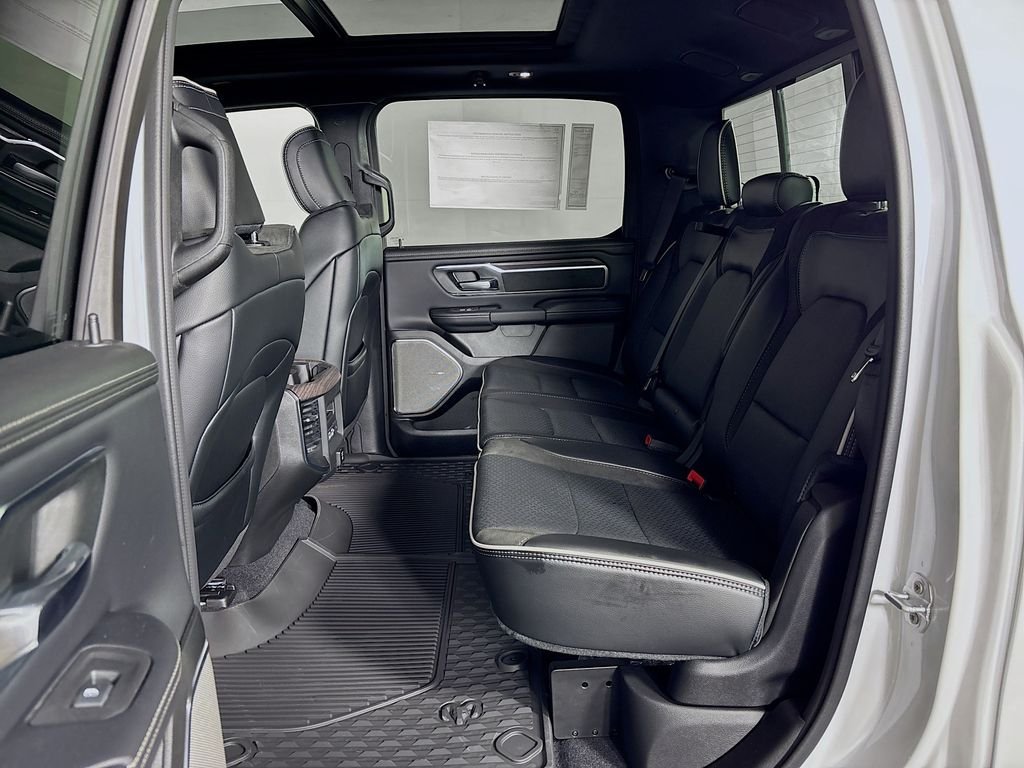 2026 RAM 1500 Laramie - Photo 20