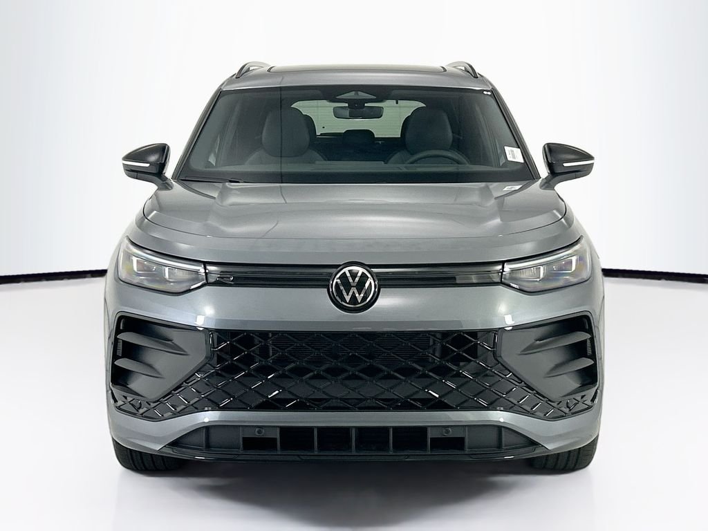New 2026 Platinum Gray Metallic Volkswagen SE R-Line Black image 2