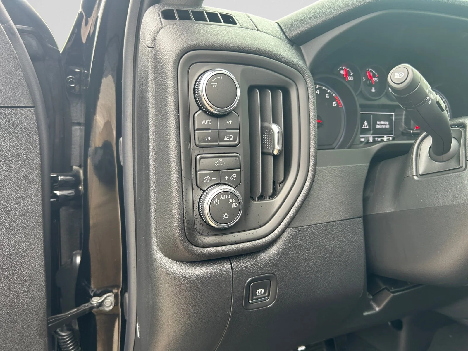 New 2026 Onyx Black GMC Pro image 15