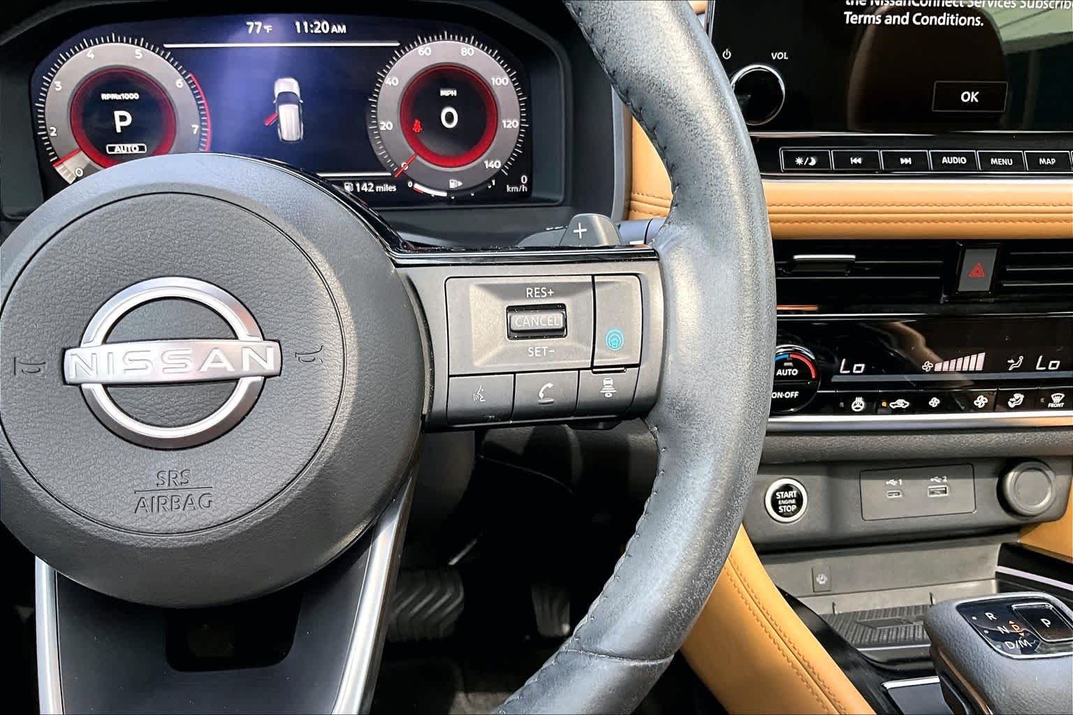 Used 2023 Pearl White Tricoat/Super Black Nissan Platinum image 25