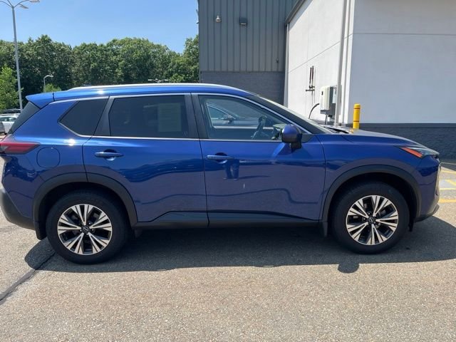 Used 2023 Blue Nissan SV image 2