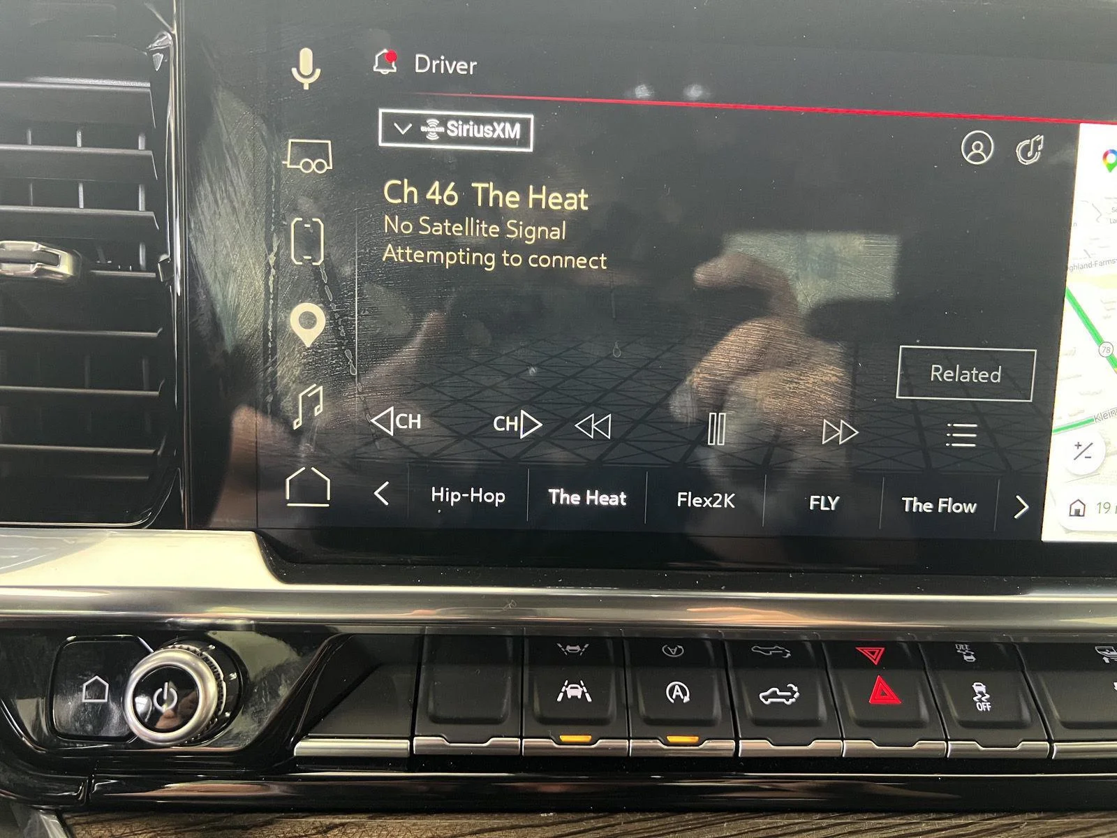 Used 2025 Onyx Black GMC Elevation image 13
