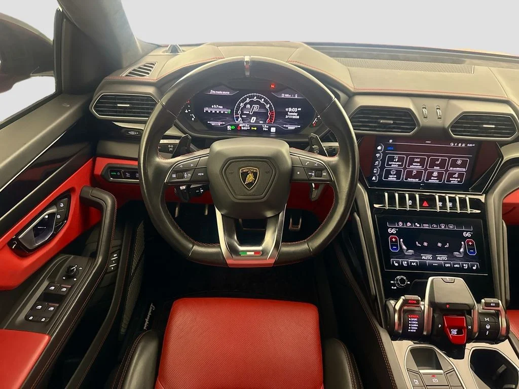 Used 2022 Rosso Mars Metallic Lamborghini  image 24