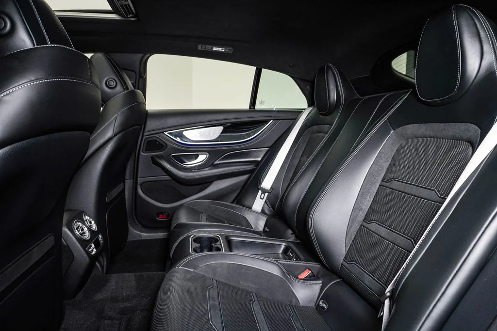 Used 2019 Obsidian Black Metallic Mercedes-Benz C4 image 18