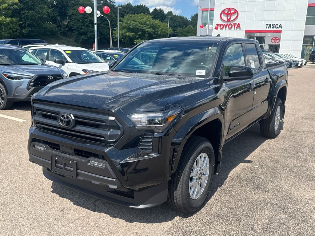 New 2026 Black Toyota SR5 image 3