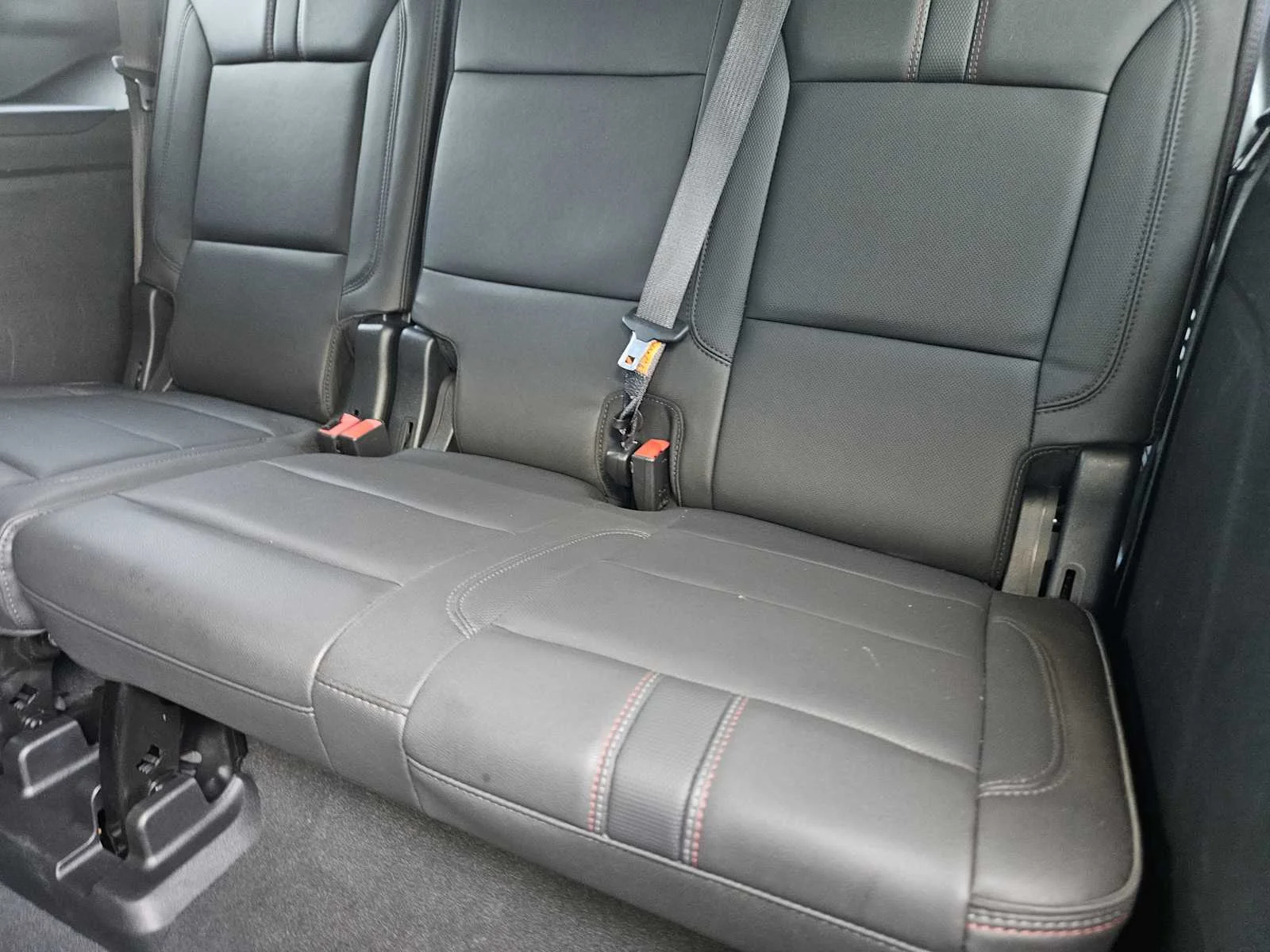 Used 2024 Summit White Chevrolet RST image 22
