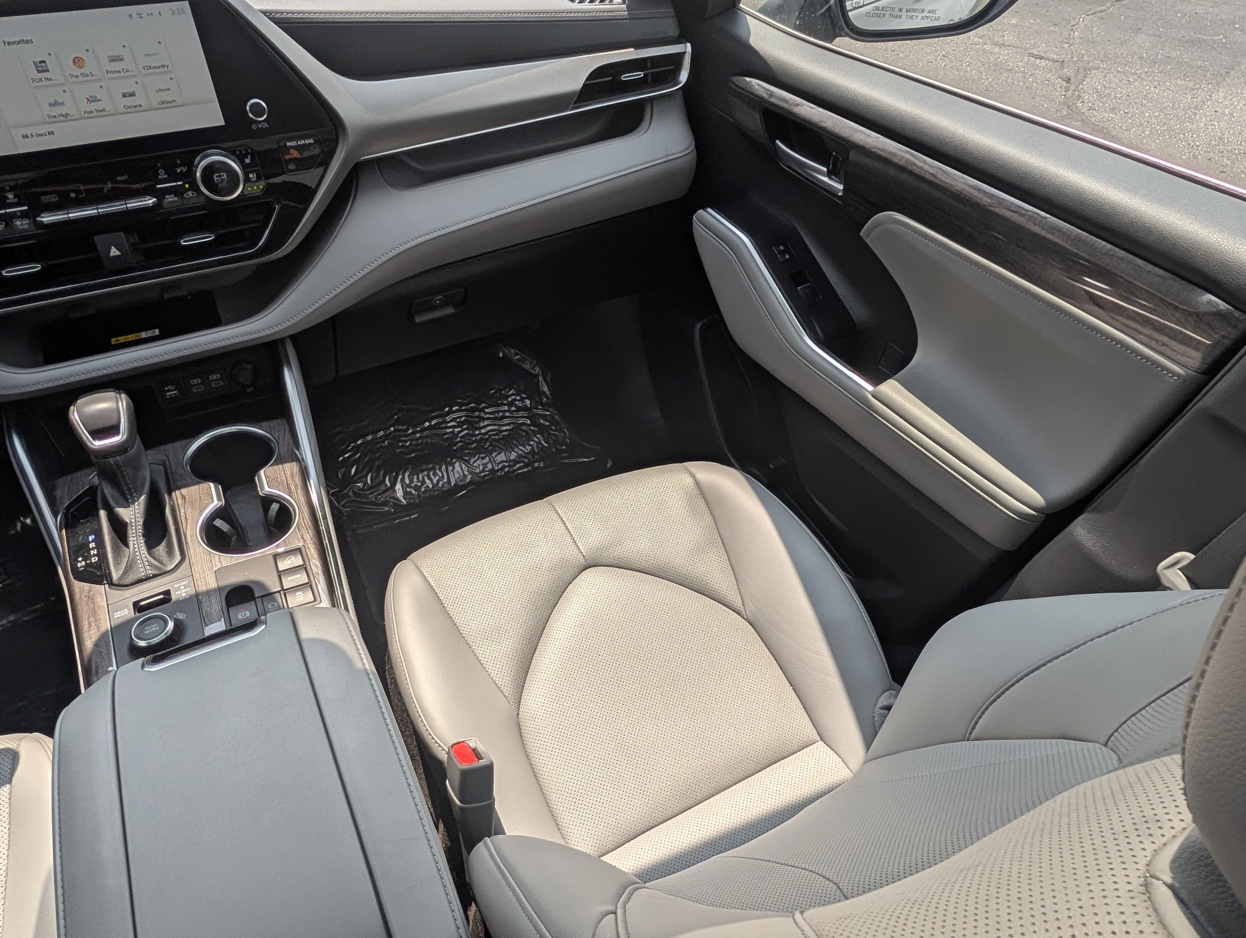 Used 2024 Celestial Silver Metallic Toyota Limited image 11