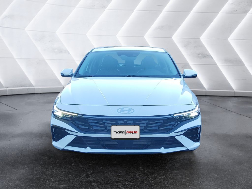 Used 2024 White Hyundai Limited image 2
