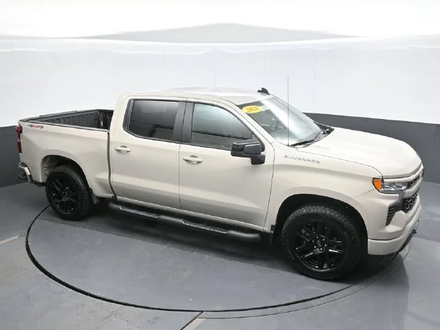 Used 2026 White Chevrolet RST image 15