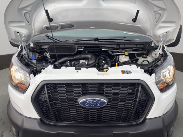 Used 2024 White Ford  image 21