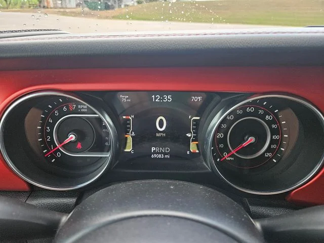 Used 2020 Gray Jeep Rubicon image 15