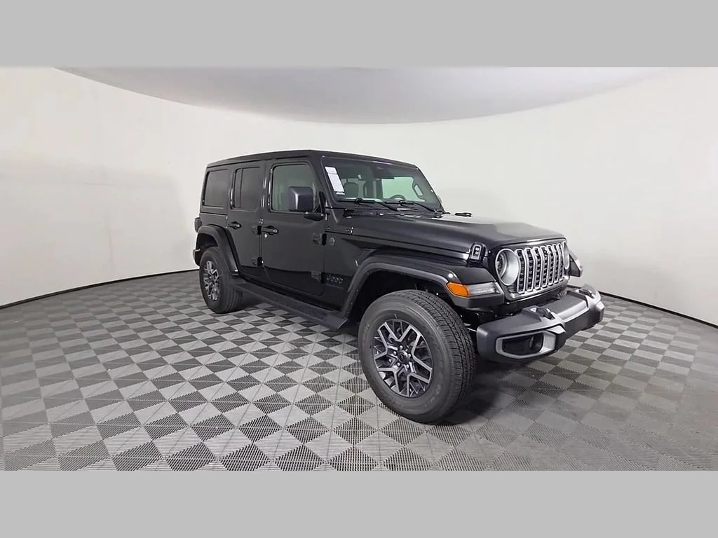 New 2026 Black Clear-Coat Exterior Paint Jeep Sahara image 39