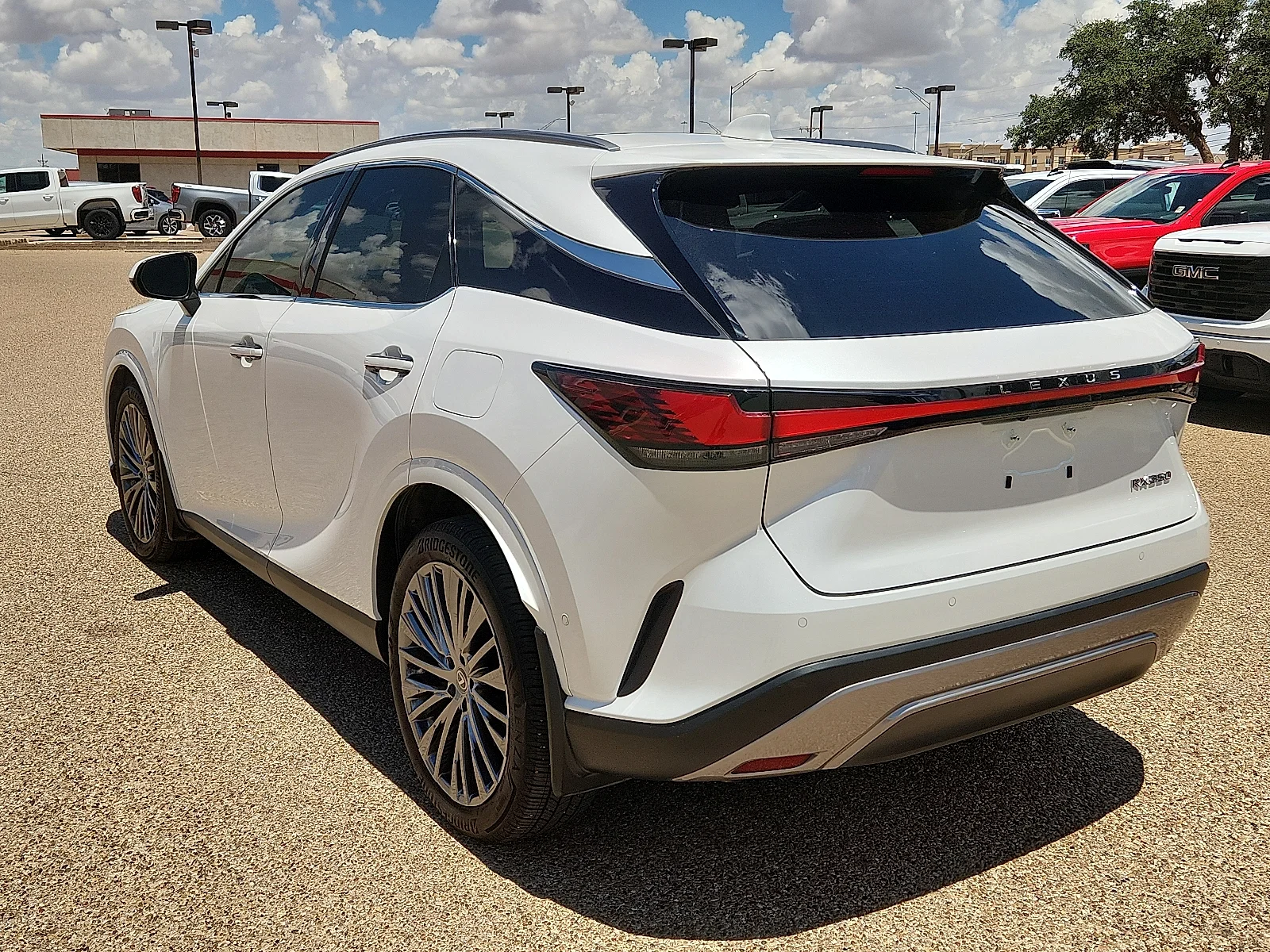 Used 2023 White Lexus 350 Luxury image 3