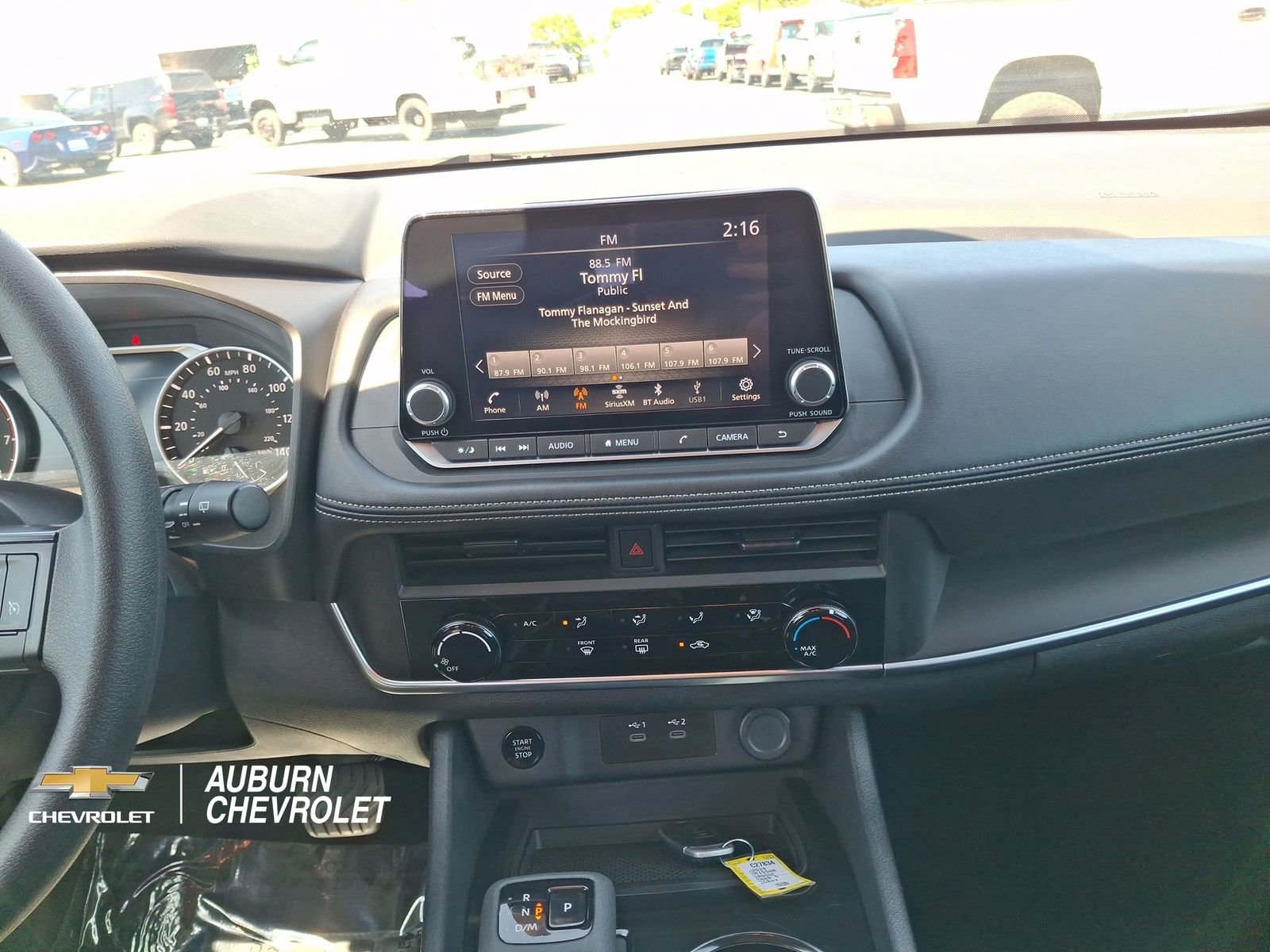 2024 Nissan Rogue S - Photo 11