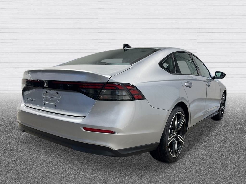 New 2026 Solar Silver Metallic Honda SE image 5