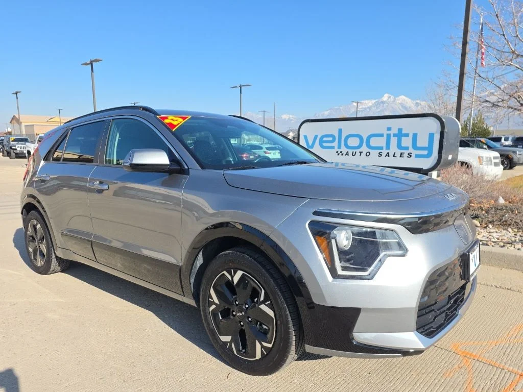2023 Kia Niro Wind EV's photo