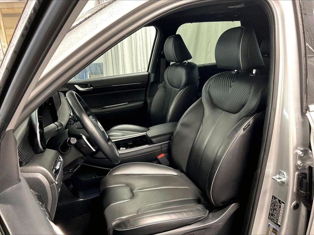 Used 2024 Silver Hyundai Calligraphy image 10