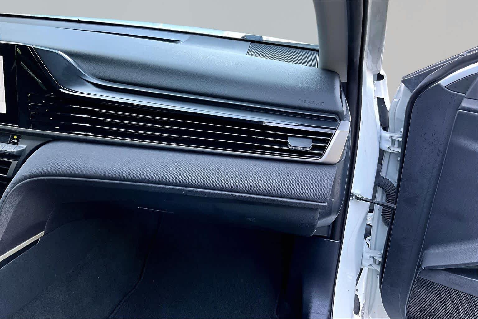 Certified Used 2025 Ice Cap Toyota LE image 19
