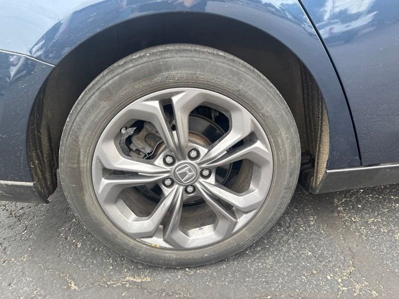 Used 2023  Honda EX image 9