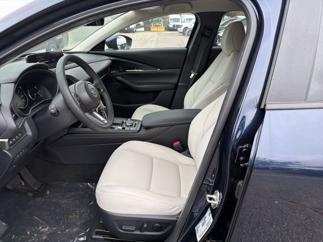 2026 Mazda CX-30 Premium - Photo 9
