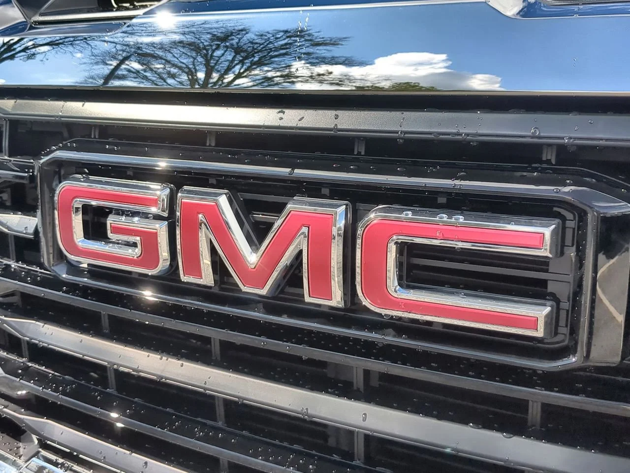New 2026 Summit White GMC Denali image 29