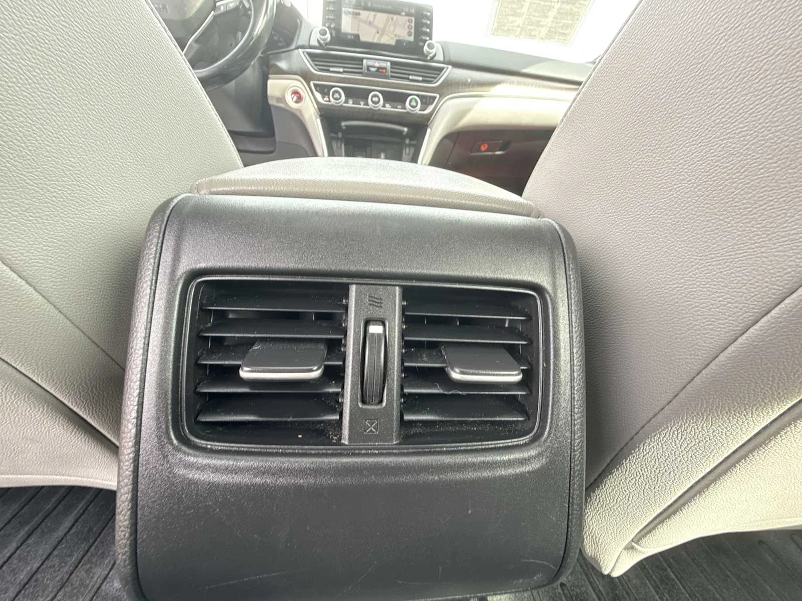 2019 Honda Accord Hybrid Touring - Photo 22