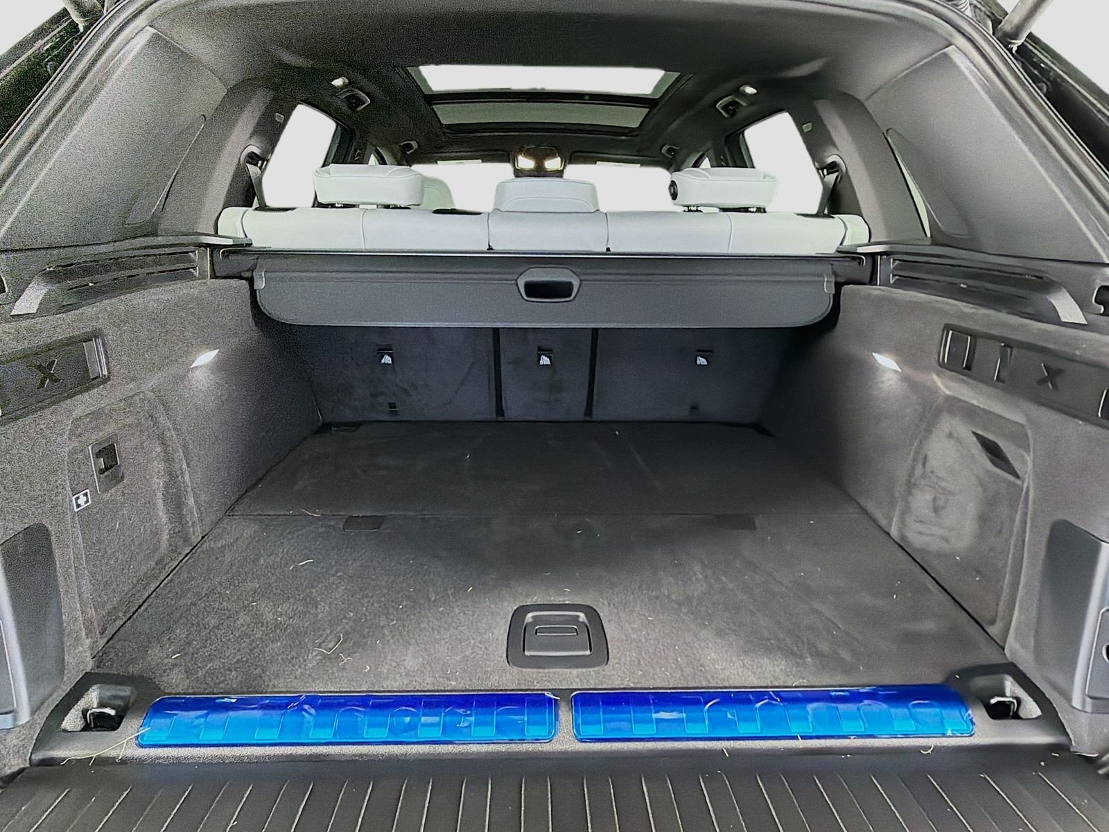 2026 BMW X5 50e - Photo 28