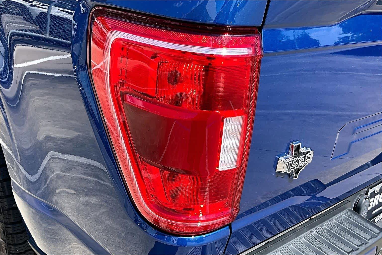 Used 2022 Atlas Blue Metallic Ford XLT image 26