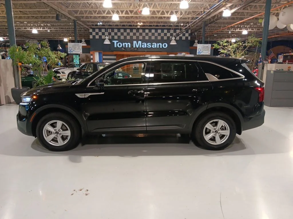 Used 2023 Ebony Black Kia LX image 9