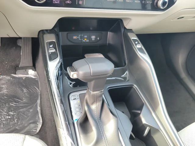 New 2026 Wolf Gray Kia S image 25