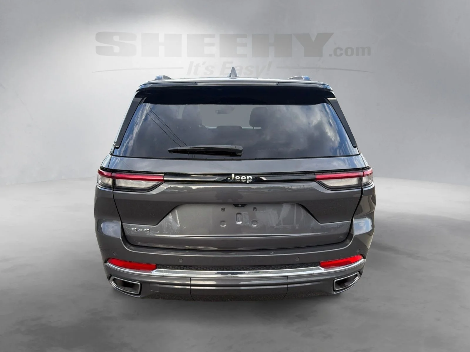 Used 2022 Metallic Jeep Overland image 13