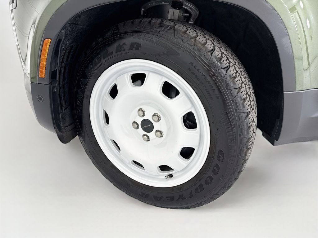 Certified Used 2026 Woolstone Green Metallic Land Rover S image 29