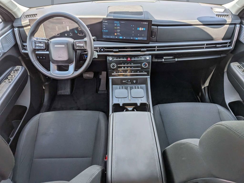 Used 2025 Gray Hyundai SE image 17