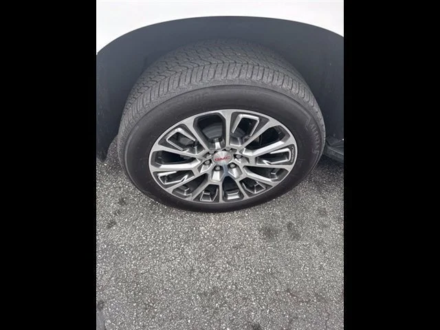 Certified Used 2025 White Frost Tricoat GMC Denali image 17