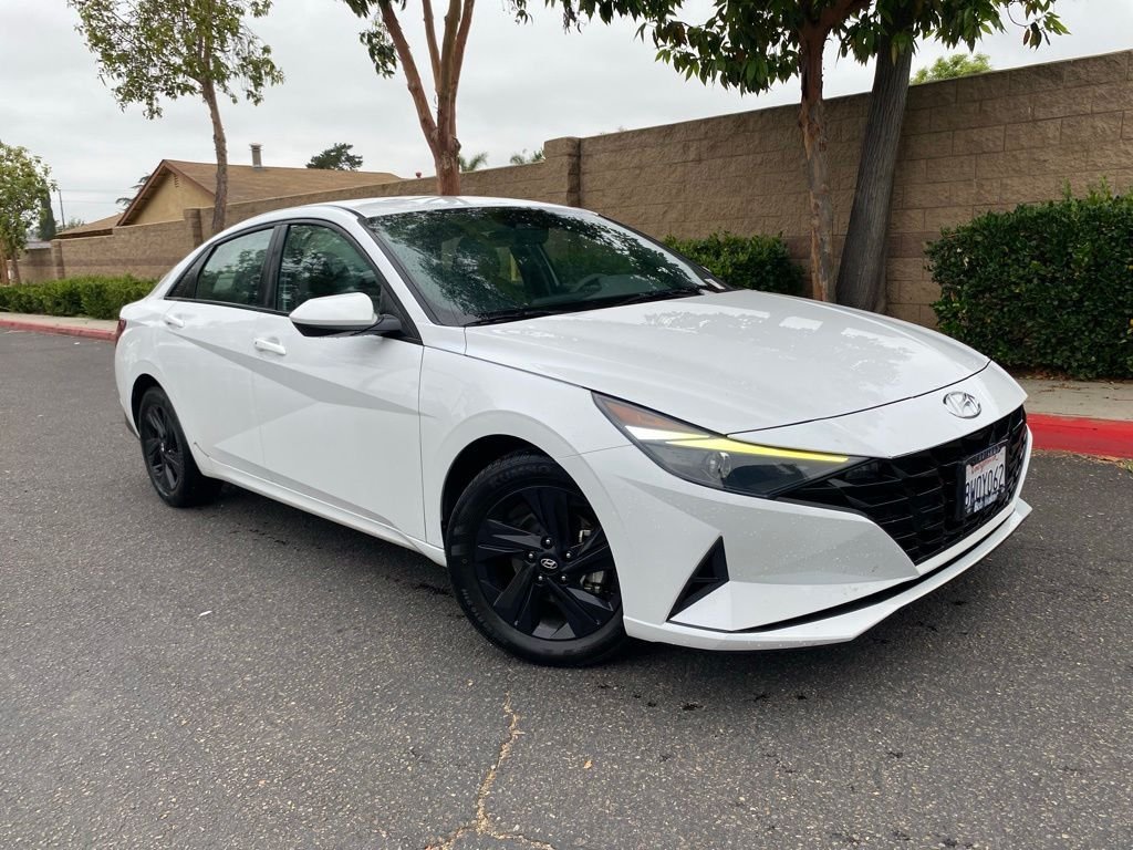 2021 Hyundai Elantra 2.0 SEL IVT's photo