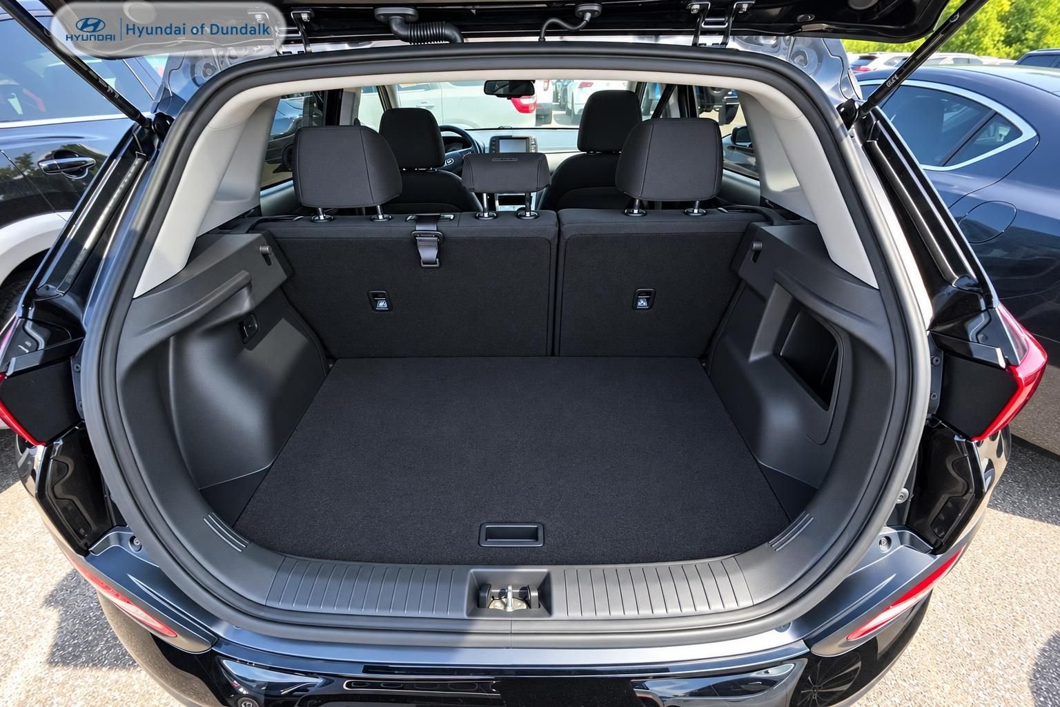 Used 2021 Black Hyundai SEL image 13